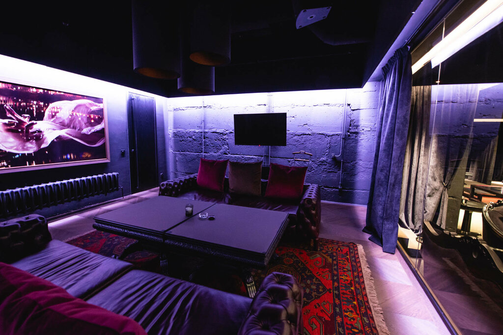 Проститутка Стриптиз-клуб Nuar  Проститутка Стриптиз-клуб Nuar